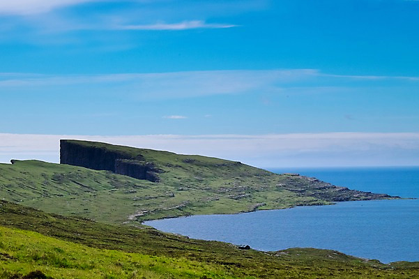 포토 JPG 주간 해외풍경 바다 자연 하늘 풍경 사람없음 야외 언덕 페로제도 보가르섬 국내포토 자연요소 해외 섬 덴마크 생태계 파일형식