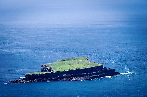포토 JPG 주간 해외풍경 바다 섬 자연 풍경 사람없음 야외 페로제도 보가르섬 국내포토 자연요소 해외 덴마크 생태계 파일형식