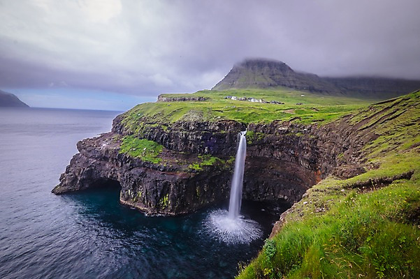 포토 JPG 주간 구름 해외풍경 바다 자연 산 풍경 사람없음 야외 절벽 폭포 페로제도 보가르섬 국내포토 자연요소 해외 섬 덴마크 생태계 파일형식