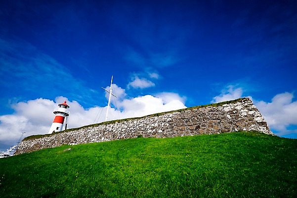 포토 JPG 주간 구름 해외풍경 자연 하늘 등대 풍경 초원 사람없음 야외 맑음 페로제도 스트레이모이섬 국내포토 자연요소 해외 섬 날씨 덴마크 생태계 파일형식