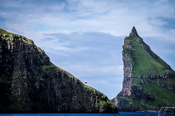 포토 JPG 주간 해외풍경 자연 풍경 사람없음 야외 절벽 언덕 흐림 페로제도 보가르섬 국내포토 자연요소 해외 섬 날씨 덴마크 생태계 파일형식