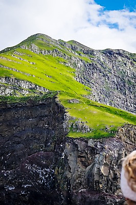 포토 JPG 주간 해외풍경 자연 풍경 사람없음 야외 맑음 암벽 페로제도 보가르섬 국내포토 자연요소 해외 섬 날씨 덴마크 생태계 파일형식