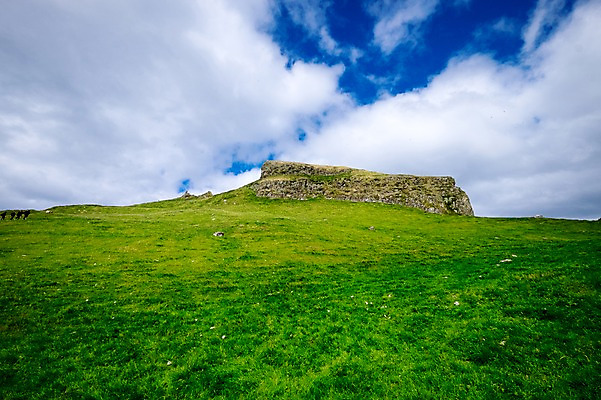 포토 JPG 주간 해외풍경 자연 하늘 풍경 초원 사람없음 야외 맑음 페로제도 미키네스섬 국내포토 자연요소 해외 섬 날씨 덴마크 생태계 파일형식