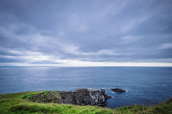 포토 JPG 주간 구름 해외풍경 바다 자연 하늘 풍경 사람없음 야외 흐림 페로제도 미키네스섬 국내포토 자연요소 해외 섬 날씨 덴마크 생태계 파일형식