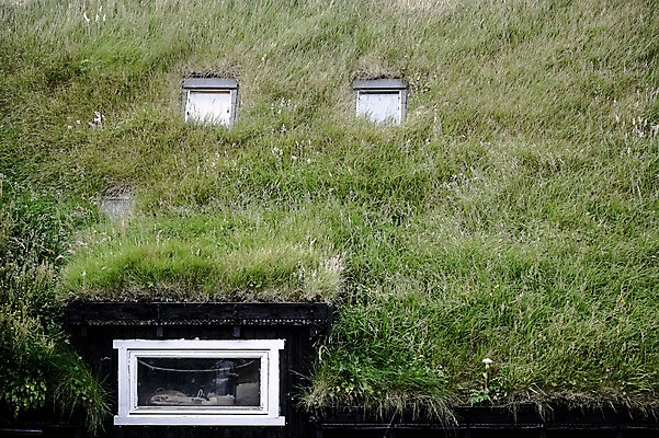 포토 JPG 주간 해외풍경 창문 자연 풍경 초원 사람없음 야외 빈티지 페로제도 미키네스섬 국내포토 자연요소 해외 섬 컨셉 덴마크 생태계 파일형식