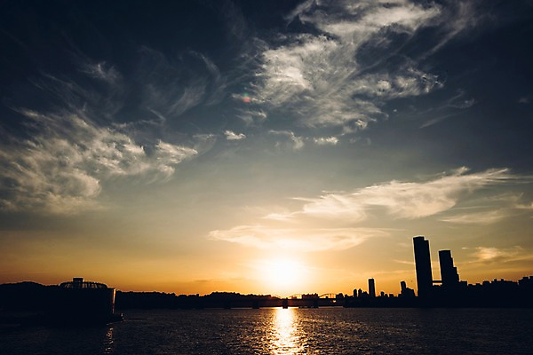 포토 JPG 주간 구름 실루엣 하늘 풍경 빌딩 사람없음 야외 노을 다리 도시 한강 국내포토 자연요소 서울 촬영기법 건물 신체부위 랜드마크 파일형식