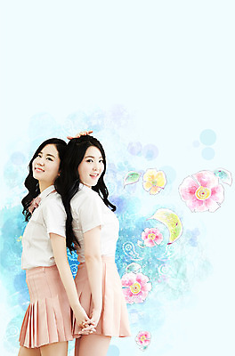 PSD 편집이미지 여자 포즈 남방 꽃무늬 서기 미소 상반신 20대 성인 두명 옆모습 친구 손잡기 한국인 등맞대기 플리츠스커트 성인여자만 트윈룩 이미지편집 옷 꽃 뷰포인트 셔츠 무늬 관계 모션 표정 사람 동양인 청년 치마 여자만 성인만 파일형식