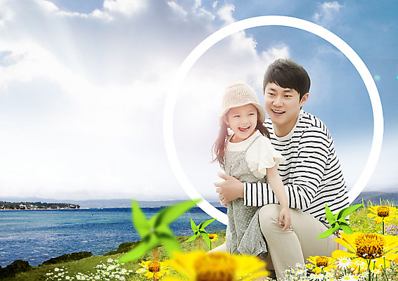 PSD 구름 편집 편집이미지 여자 남자 꽃 딸 어린이 바다 가족 하늘 웃음 앉기 성인 두명 30대 한국인 아빠 바람개비 부녀 이미지편집 자연요소 식물 관계 모션 표정 사람 동양인 장년 파일형식