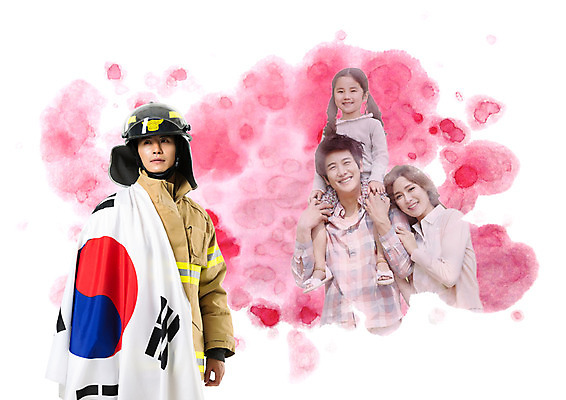 PSD 편집 편집이미지 직업 여자 남자 어린이 가족 웃음 여러명 상반신 20대 성인 30대 한국인 목마 태극기 헬멧 소방관 번짐 방호복 이미지편집 옷 다수 관계 표정 사람 동양인 청년 장년 국기 보호장비 구조원 소방 파일형식 효과