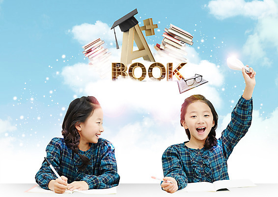 PSD 구름 편집 편집이미지 알파벳 여자 어린이교육 교육 안경 어린이 학사모 하늘 책장 웃음 상반신 두명 책 펜 손들기 한국인 자매 에이플러스 이미지편집 자연요소 모자_잡화 영어 잡화 가구 졸업 가족 모션 표정 사람 동양인 필기구 점수 파일형식