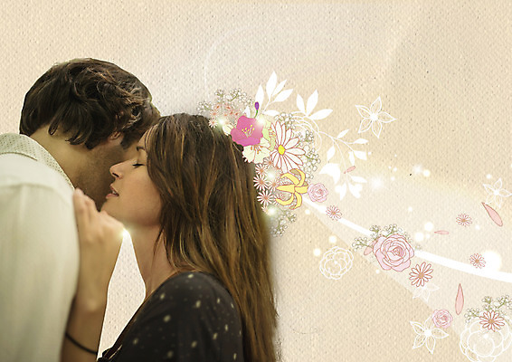 PSD 서양인 편집 편집이미지 커플 여자 남자 꽃 커플라이프 포옹 상반신 20대 성인 두명 옆모습 눈감음 이미지편집 외국인 식물 라이프스타일 뷰포인트 관계 안기 모션 사람 청년 파일형식