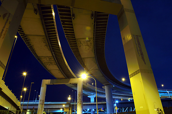포토 JPG 야경 가로등 사람없음 야외 가교 국내포토 건축물 공공시설 야간 파일형식 풍경_경치