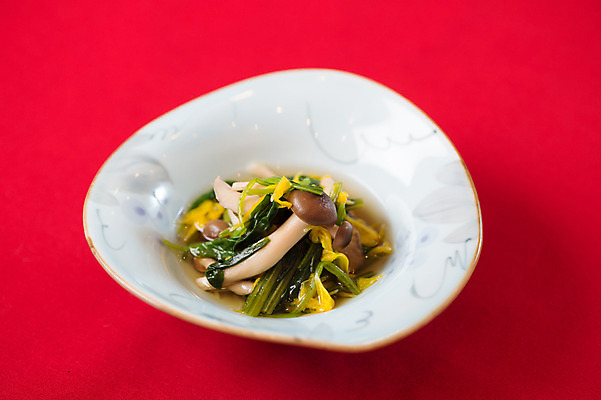 포토 JPG 접시 반찬 실내 사람없음 버섯 버섯무침 일본음식 국내포토 식기 음식 내부 무침 파일형식