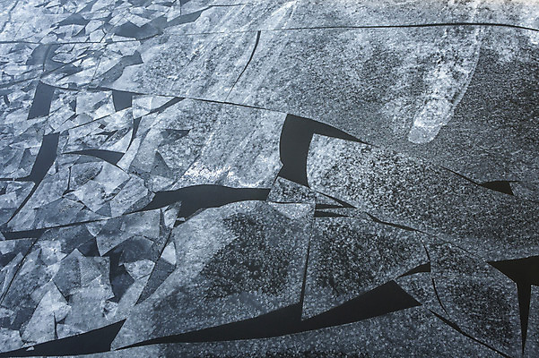 포토 JPG 주간 겨울 서울 사람없음 야외 결빙 얼음 한강 여의도 한파주의보 국내포토 자연요소 계절 한국 자연재해 랜드마크 파일형식