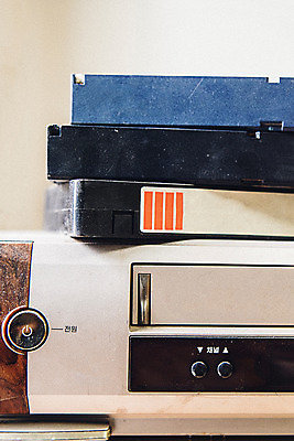 포토 JPG 백그라운드 사람없음 빈티지 오브젝트 복고 비디오테이프 전원스위치 국내포토 컨셉 파일형식