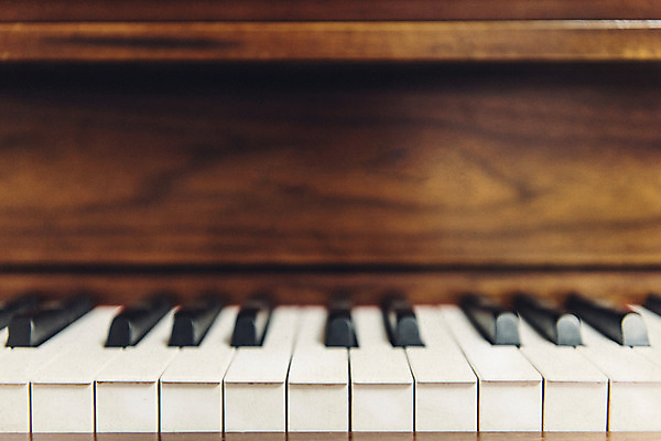 포토 JPG 악기 백그라운드 사람없음 빈티지 건반 피아노 건반악기 오브젝트 복고 국내포토 음악 컨셉 파일형식