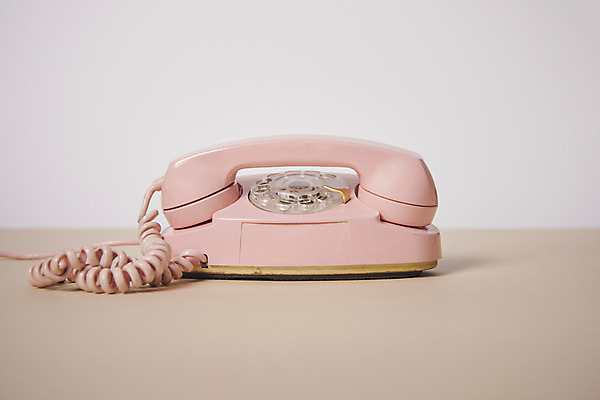 포토 JPG 백그라운드 사람없음 빈티지 유선전화기 오브젝트 복고 연분홍색 국내포토 분홍색 컨셉 전화기 파일형식