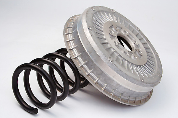 포토 JPG 해외이미지 공장 교통시설 자동차 나선형 사람없음 금속 바퀴 제조 브레이크 충격 해외202004 해외포토 육상교통 교통 무늬 공업 재질 시설 파일형식 이미지허브