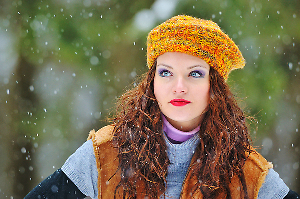 포토 JPG 해외이미지 백인 모델 손 행복 감정 얼굴 컨셉 크리스마스 겨울 모션 성공 새로움 선물 한명 미소 웃음 사람 파란색 유행 세일 얼음 목도리 놀람 외침 기쁨 흰색 표현 입 생일 숲 연도 만족 흥분 고립 해외202004 해외포토 자연요소 서양인 1 잡화 계절 기념일 컬러 표정 신체부위 소리 파일형식 이미지허브
