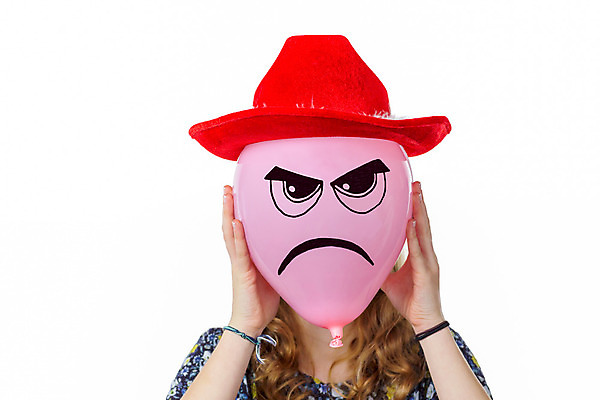 포토 JPG 해외이미지 응시 여자 감정 얼굴 분홍색 포즈 백그라운드 십자가 청소년 관리 한명 사람 성인 10대 빨간색 머리 분노 흰색 표현 입 눈썹 풍선 보여주기 숨김 고립 부정적 숨기 우울증 해외202004 해외포토 1 시선 컬러 컨셉 모션 신체부위 질병 파일형식 이미지허브