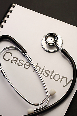 포토 JPG 해외이미지 종이 청진기 건강 병원 사람없음 치료 금속 검은색 공책 장비 환자 기구 측정 문서 페이지 타이틀 해외202004 해외포토 컬러 의학 의료기기 재질 문구용품 파일형식 이미지허브