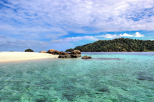 포토 JPG 해외이미지 주간 나무 구름 모래 파도 바다 섬 잎 태국 하늘 휴가 산 파노라마 그림자 사람없음 목재 초록색 물 여름 파란색 컬러풀 햇빛 반사 활발 바위 신선 그늘 질감 스카이라인 마디 강렬 깊이 수목 수평선 해외202004 해외포토 자연요소 식물 계절 아시아 컬러 컨셉 재료 촬영기법 태양 돌_바위 파일형식 이미지허브
