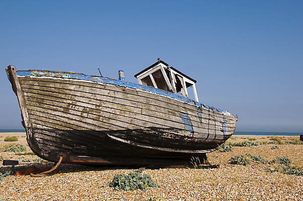 포토 JPG 해외이미지 하늘 낚시 잉글랜드 항해 사람없음 파란색 조약돌 어선 버리기 함선 썩음 옛날 해외202004 해외포토 컬러 배_교통 모션 레저 영국 돌_바위 파일형식 이미지허브