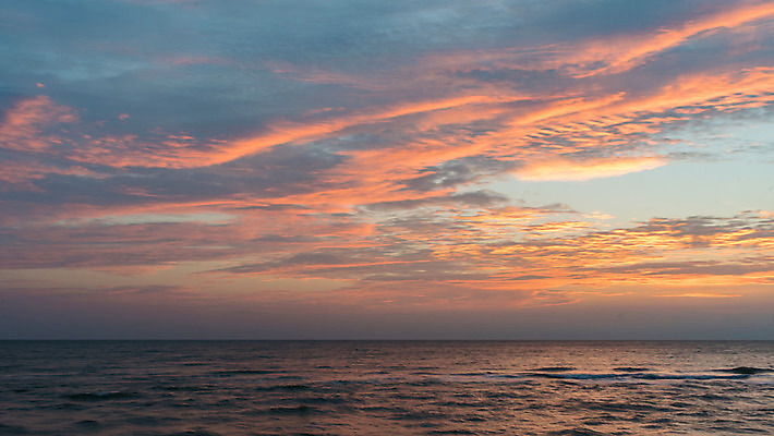포토 JPG 해외이미지 구름 모래 파도 바다 백그라운드 오렌지 자연 하늘 아침 풍경 사람없음 물 여름 빛 컬러풀 햇빛 태양 반사 일출 맑음 일몰 봄 새벽 가을 황금 스카이라인 수평선 해외202004 해외포토 주간 자연요소 계절 컬러 과일 날씨 노을 생태계 파일형식 이미지허브