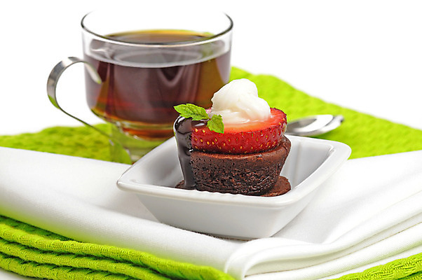 포토 JPG 해외이미지 커피 음식 과일 딸기 디저트 사람없음 케이크 초콜릿 달콤 브라우니 해외202004 해외포토 음료 맛 파일형식 이미지허브