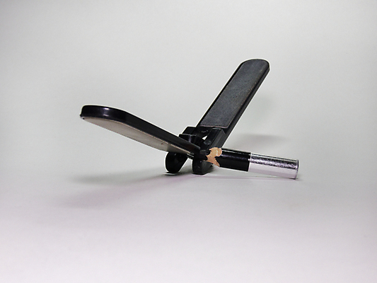 포토 JPG 해외이미지 직업 종이 백그라운드 함께함 건강 사람없음 목재 세트 연필 검은색 장비 공구 못 그룹 상품 큼 손톱관리 눈썹 수집 오브젝트 그림 파일 돌봄 아이라이너 해외202004 해외포토 나무 얼굴 컬러 컨셉 재료 모션 학용품 필기구 도구 크기 네일아트 파일형식 이미지허브