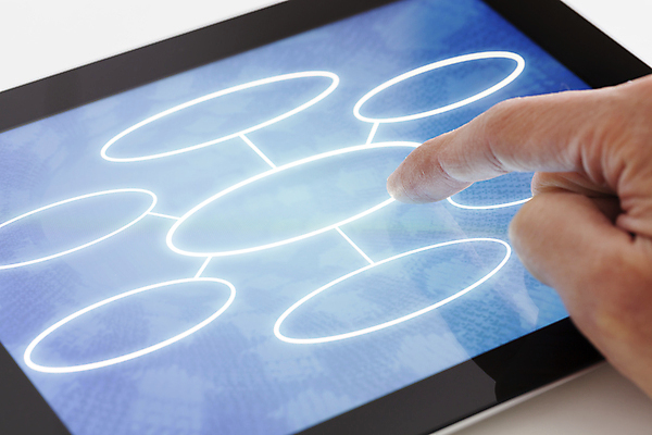 포토 JPG 해외이미지 아이콘 손 컨셉 비즈니스 통신 손가락 그래프 미래 설계 사람없음 그래픽 가로 파란색 컴퓨터 디지털 스크린 공백 흐름 터치 가리킴 네트워크 발표 계획 연결 심볼 분석 그림 커뮤니티 클릭 문제 해결 멀티미디어 방법 인터페이스 터치스크린 네트워킹 목차 카피스페이스 브레인스토밍 해외202004 해외포토 컬러 손짓 신체부위 전자제품 파일형식 이미지허브