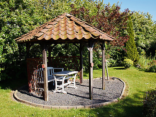 포토 JPG 해외이미지 나무 식물 꽃 의자 건축양식 자연 부동산 휴식 사람 풍경 잔디 사람없음 장식 초록색 여름 정원 식사 침묵 벚꽃 시골 침대 그늘 원예 조경 가림막 영원 정중 해외202004 해외포토 계절 건축 컬러 가구 컨셉 취미 소리 재산 생태계 파일형식 이미지허브