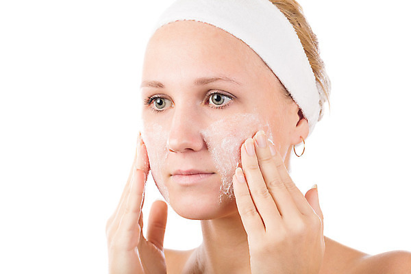 포토 JPG 해외이미지 백인 라이프스타일 웰빙 응시 여자 행복 얼굴 신체 자연 휴식 건강 가면 미술 한명 사람 인종 소녀 성인 치료 약 유행 스파 흰색 신선 상품 피부 크림 점토 변장 테라피 여드름 돌봄 수분크림 신청 완전 해외202004 해외포토 서양인 1 시선 감정 어린이 컬러 컨셉 의학 모션 문화예술 생활 신체부위 뷰티 화장품 생태계 파일형식 이미지허브