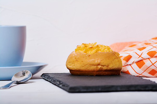 포토 JPG 해외이미지 라이프스타일 커피 음료 음식 아침 디저트 치즈 덴마크 요리 사람없음 컵 케이크 식사 껍질 흰색 신선 시간 뜨거움 닫기 달콤 아침식사 설탕 굽기 크림 심플 퍼프 칼로리 버터 프랑스어 점심식사 나쁜 번 페스츄리 평야 해로움 해외202004 해외포토 주간 문자 식기 빵 컬러 컨셉 모션 자연 유제품 북유럽 생활 맛 구이 파일형식 이미지허브