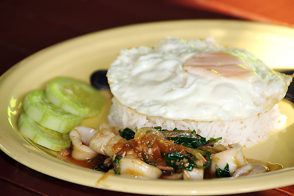 포토 JPG 해외이미지 접시 아시아 음식 백그라운드 채소 태국 자연 고추 밥 콩 요리 동양인 사람없음 빨간색 식당 계란 식사 저녁식사 튀김 신선 해산물 후추 점심식사 해외202004 해외포토 식기 나라 컬러 곡류 인종 상점 알 향신료 생태계 파일형식 이미지허브