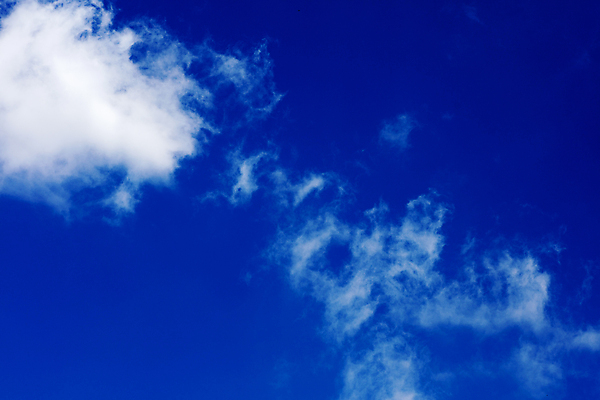 포토 JPG 해외이미지 구름 계절 바다 백그라운드 패턴 자연 벽지 하늘 아침 날씨 휴가 풍경 사람없음 야외 여름 파란색 빛 햇빛 우주 환경 맑음 자유 흰색 오픈 순수 장면 천국 솜털 스카이라인 내추럴 수평선 해외202004 해외포토 주간 자연요소 컬러 컨셉 무늬 태양 생태계 파일형식 이미지허브