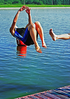 포토 JPG 해외이미지 파도 하늘 날씨 건강 한명 물 여름 파란색 태양 반사 수영 경쟁 시간 원형 방향 순수 즐거움 속도 다이빙 서식 부담 승자 필승 강조 해외202004 해외포토 자연요소 도형 1 계절 감정 바다 컬러 컨셉 사람 수상스포츠 우승 수중스포츠 파일형식 이미지허브