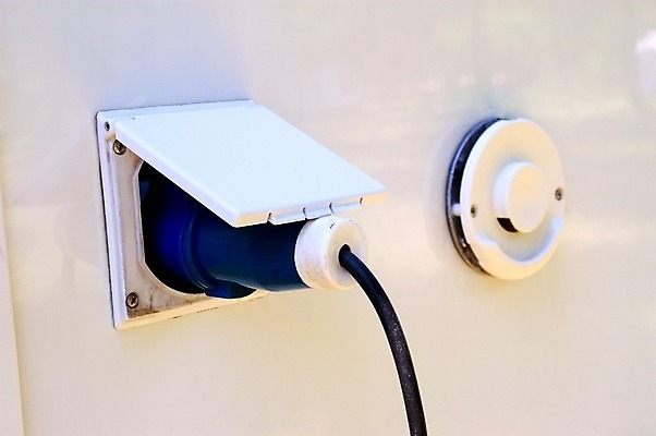 포토 JPG 해외이미지 도로 캠페인 여행 자연 주택 안전 사람없음 평화 에너지 잡기 콘센트 연결 굽기 투자 짐차 공급 안락 해외202004 해외포토 길 컨셉 비즈니스 교통시설 모션 자동차 건물 구이 생태계 파일형식 이미지허브