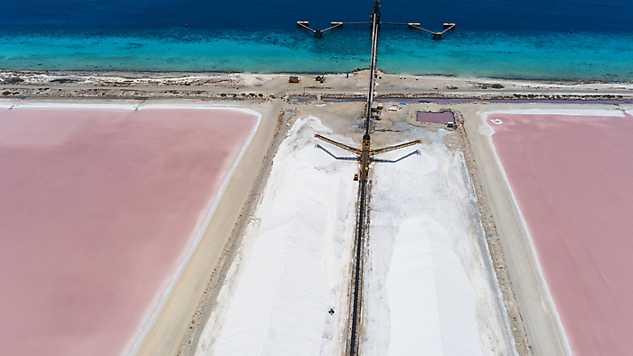 포토 JPG 해외이미지 산업 호수 여행 패턴 자연 안테나 풍경 사람없음 야외 물 여름 장미 사막 흰색 죽음 플랫 땅 소금 장면 넘어짐 드론 해외202004 해외포토 자연요소 계절 꽃 컬러 무늬 통신 모션 생태계 파일형식 이미지허브