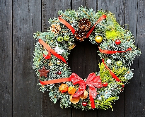 포토 JPG 해외이미지 전통 계절 별 리본 백그라운드 크리스마스 겨울 꽃무늬 휴가 사람없음 목재 장식 빨간색 초록색 갈색 문 축제 화환 어둠 종 껍질 흰색 축하 소나무 원형 묘사 원뿔 핸드메이드 해외202004 해외포토 자연요소 도형 나무 기념일 꽃 컬러 컨셉 무늬 재료 파일형식 이미지허브