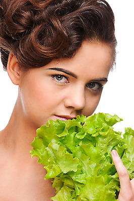 포토 JPG 해외이미지 식물 백인 모델 라이프스타일 응시 여자 행복 감정 얼굴 음식 다이어트 채소 갈색머리 건강 한명 성인 초록색 머리 유행 화장품 흰색 신선 화려 닫기 상추 피부 순수 내추럴 고립 돌봄 해외202004 해외포토 서양인 1 헤어스타일 시선 컬러 컨셉 모션 사람 생활 신체부위 뷰티 파일형식 이미지허브