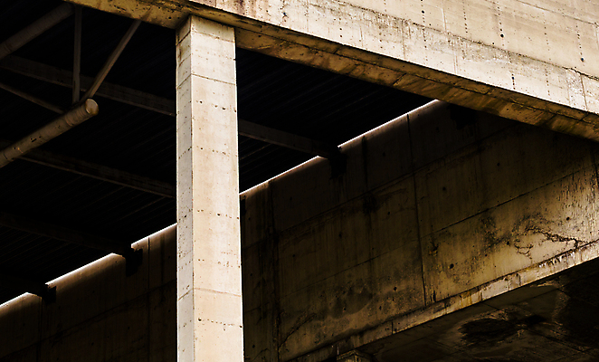 포토 JPG 해외이미지 사람없음 건물 기둥 파편 버리기 그런지 옛날 콘크리트 해외202004 해외포토 건축물 건축 모션 파일형식 이미지허브