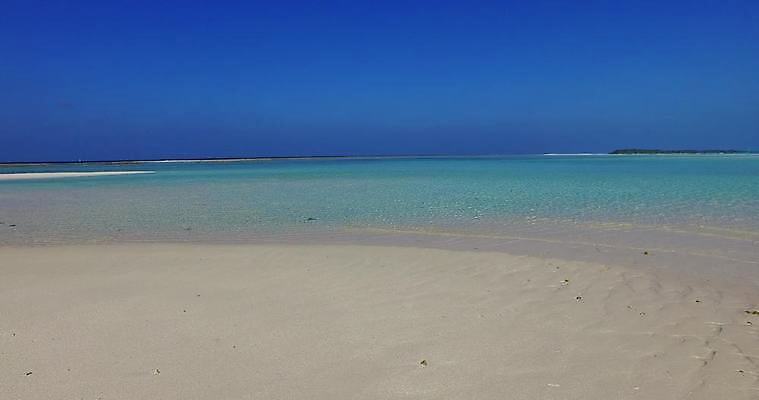 포토 JPG 해외이미지 모래 바다 섬 여행 백그라운드 자연 하늘 휴가 휴식 따뜻함 풍경 사람없음 야외 물 여름 파란색 모래사장 태양 평화 맑음 흰색 석호 몰디브 이국적 터키석 파라다이스 수평선 해외202004 해외포토 자연요소 계절 아시아 컬러 컨셉 날씨 보석 생태계 파일형식 이미지허브