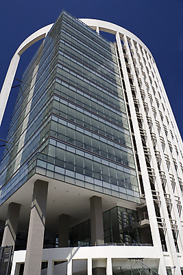 포토 JPG 해외이미지 비즈니스 건축양식 부동산 사람없음 건물 사무실 세일 고층빌딩 재산 투자 대출 교외 렌탈 멀티 진짜 해외202004 해외포토 건축물 건축 빌딩 금융 파일형식 이미지허브