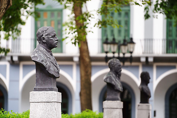 포토 JPG 해외이미지 나무 여행 사람없음 야외 건물 조각상 도시 역사 중앙아메리카 라틴아메리카 광장 천연기념물 옛날 파나마 해외202004 해외포토 식물 건축물 아메리카 조형물 남아메리카 파일형식 이미지허브