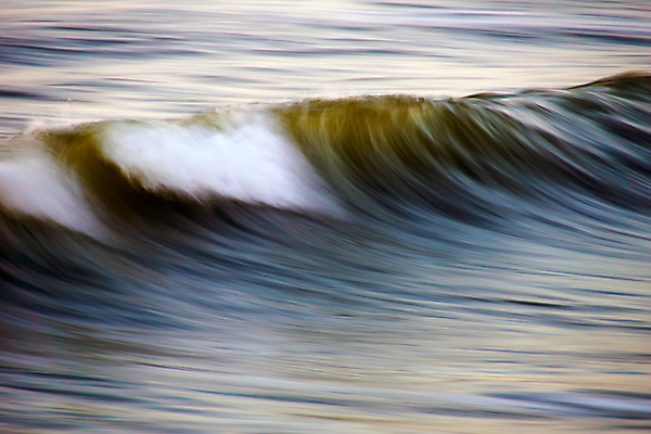 포토 JPG 해외이미지 선 파도 바다 백그라운드 이동 조류 바람 건강 풍경 사람없음 물 빛 스파 거품 습기 젖음 촉촉함 흐름 하트 서핑 야간 저녁 소프트포커스 수분 홍수 롤 광택 폭풍 폭풍우 몽환 해외202004 해외포토 자연요소 모양 동물 컨셉 날씨 촬영기법 수상스포츠 비_날씨 자연재해 파일형식 이미지허브