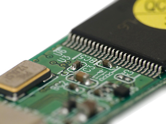 포토 JPG 해외이미지 선 사람없음 초록색 컴퓨터 에너지 은색 연결 라디오 순환 전자 철사 메인보드 프로세서 해외202004 해외포토 컬러 모션 전자제품 파일형식 이미지허브