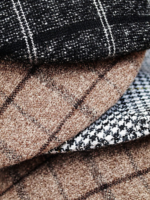 포토 JPG 해외이미지 디자인 옷 백그라운드 패턴 추상 사람없음 유행 쌓기 묘사 오브젝트 질감 흙더미 해외202004 해외포토 무늬 모션 흙 파일형식 더미 이미지허브