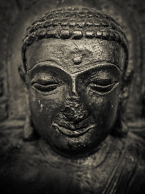 포토 JPG 해외이미지 아시아 종교 문화 얼굴 선 조각 포즈 불교 태국 미술 동양인 사람없음 조각상 머리 평화 침묵 고요 손상 골동품 영혼 역사 명상 박물관 코 세기 숭배 신앙심 옛날 이해 해외202004 해외포토 나라 컨셉 모션 문화예술 인종 신체부위 조형물 소리 파일형식 이미지허브