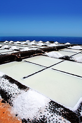 포토 JPG 해외이미지 산업 밭 농업 사람없음 야외 농장 소금 염전 해외202004 해외포토 시설 파일형식 이미지허브